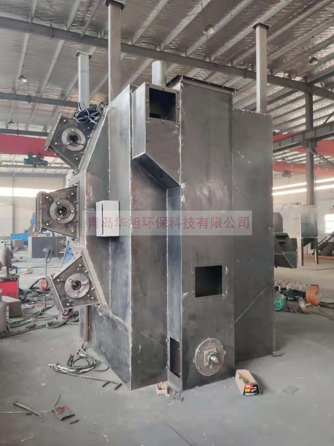 Q3710吊钩式抛丸机主室
